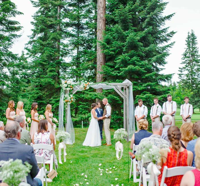 Weddings at Grouse Mountain Lodge